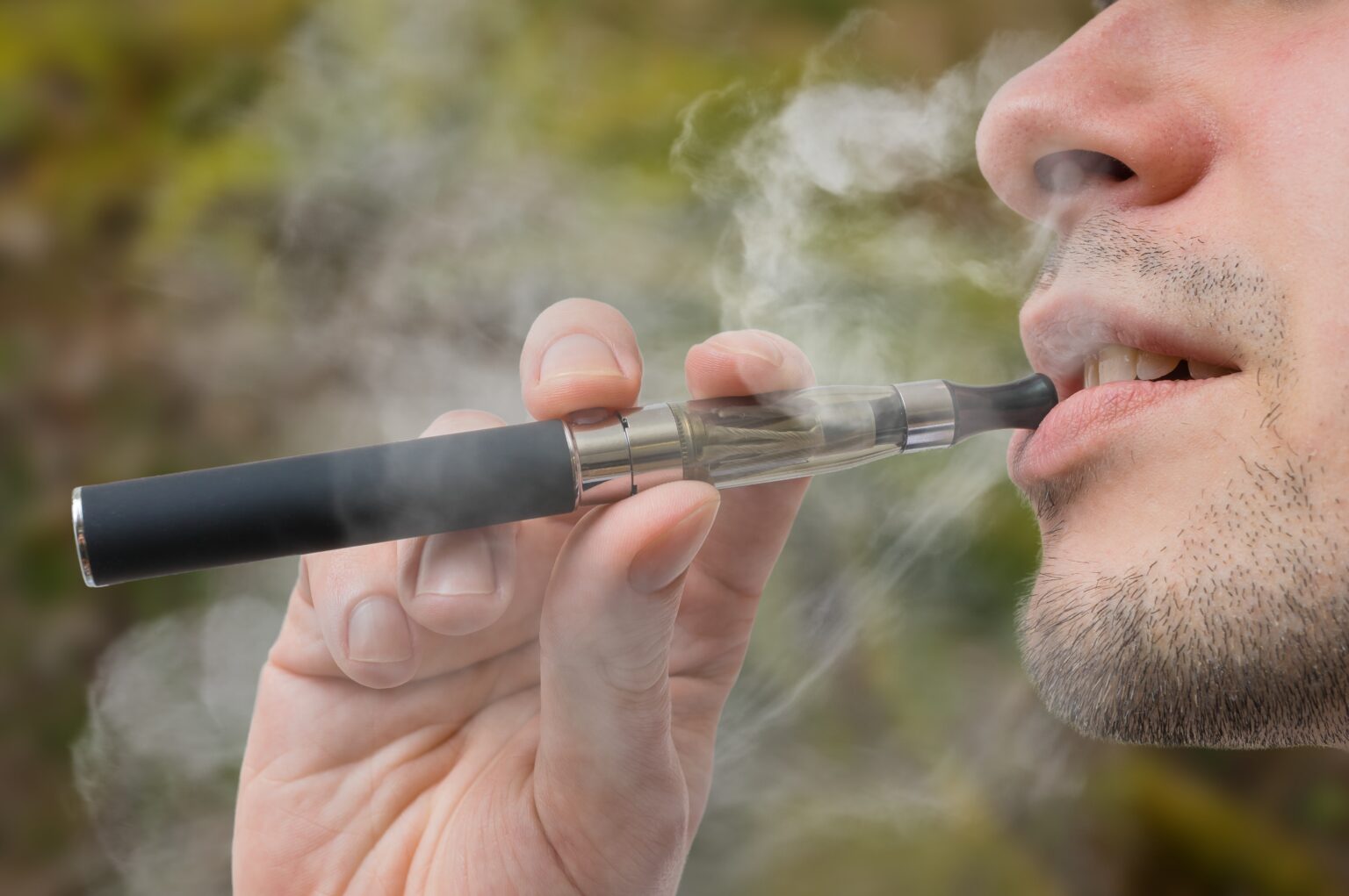 Best Full-Spectrum CBD Vape Juice: What To Look For & How To Use It